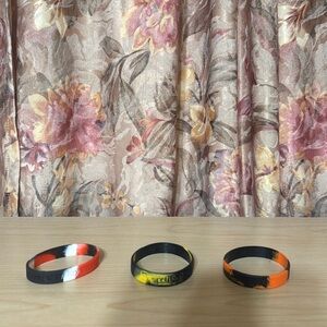 3 MLB Rubber Bracelet Bands